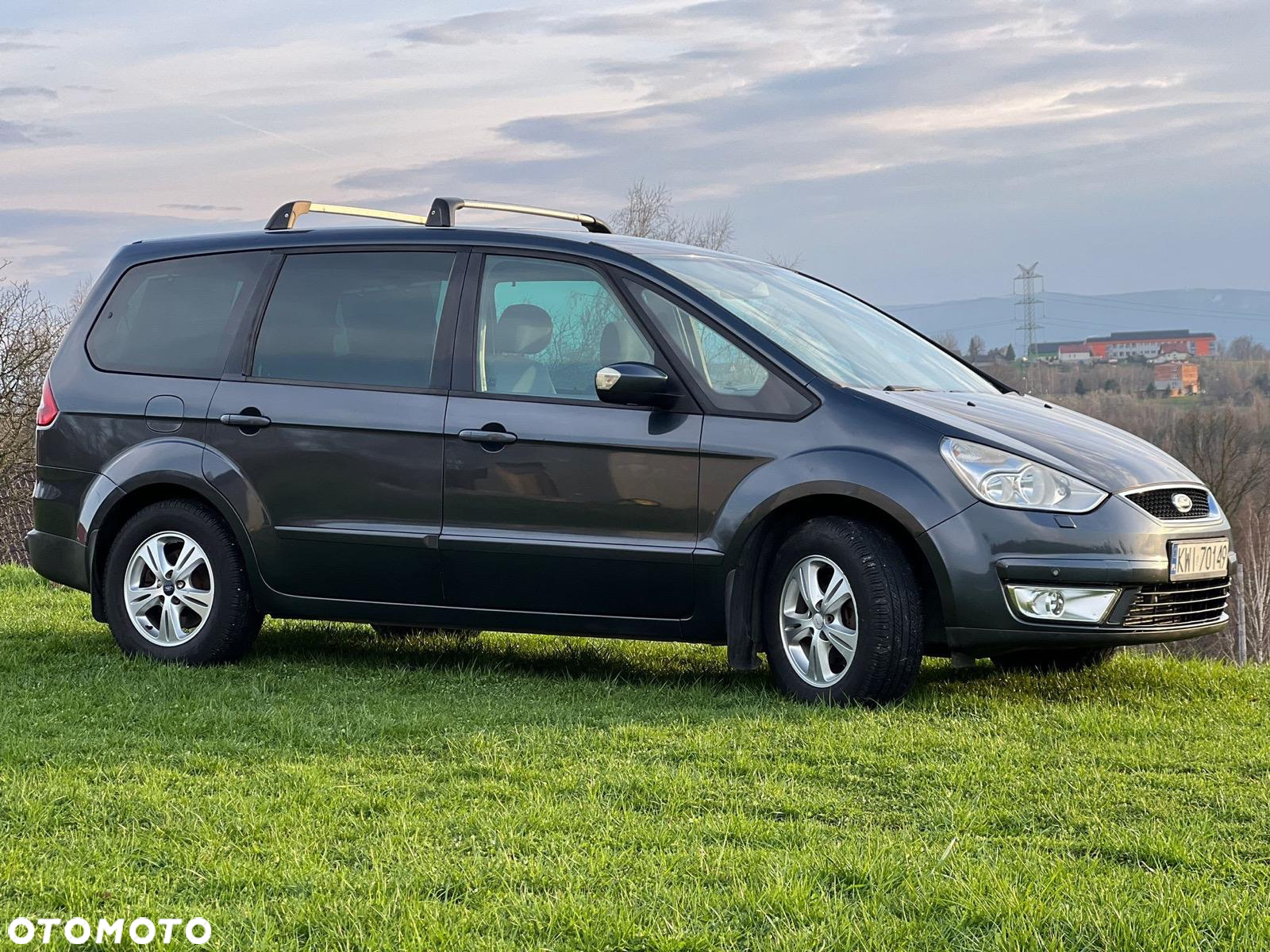 Ford Galaxy - 2