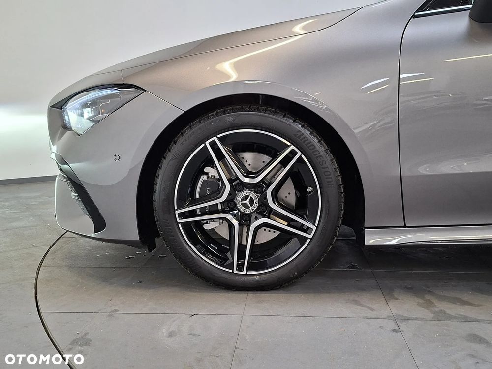 Mercedes-Benz CLA 200 AMG Line 7G-DCT - 4