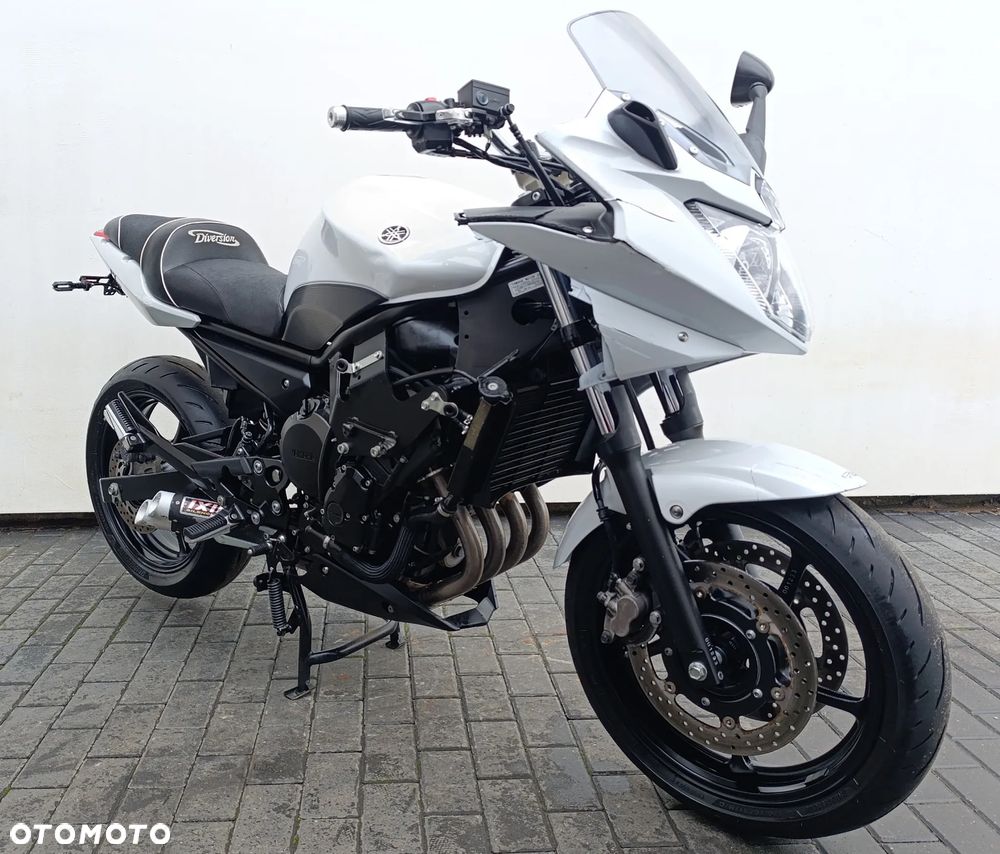 Yamaha XJ - 8
