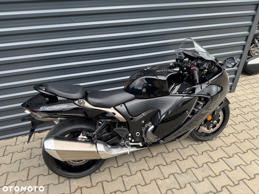 Suzuki GSX - 5