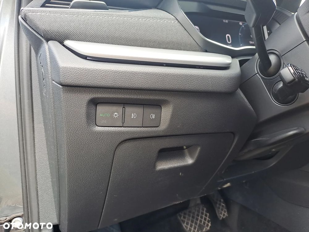 Skoda Octavia ver-1-5-tsi-e--tec-style-dsg - 22