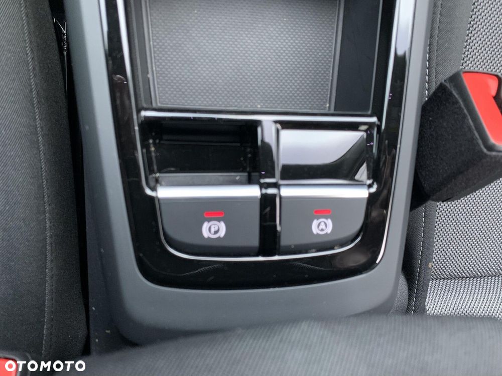 Audi Q2 35 TFSI Advanced S tronic - 28