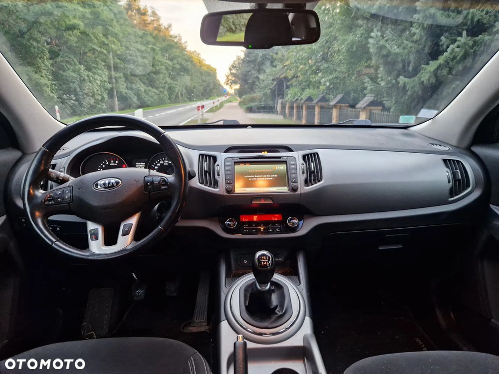 Kia Sportage 1.7 CRDI 2WD Dream-Team Edition - 10