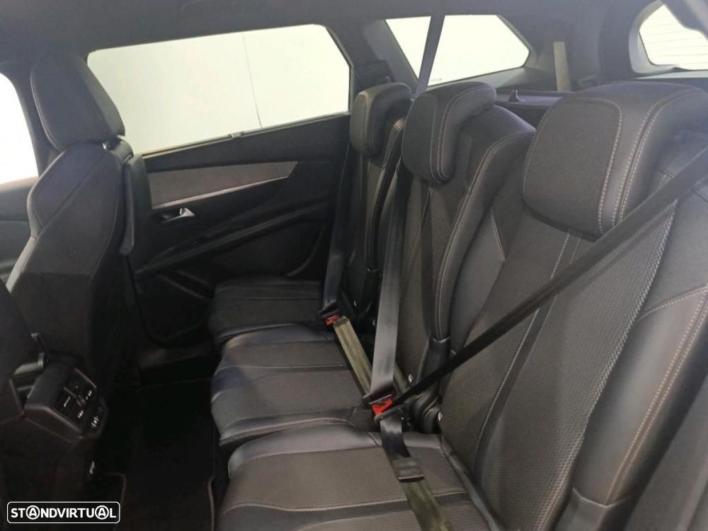 Peugeot 5008 1.5 BlueHDi GT EAT8 - 3
