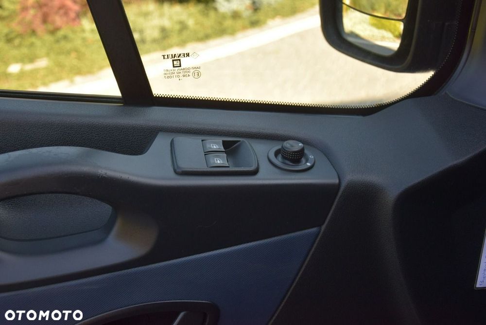 Opel Vivaro - 33