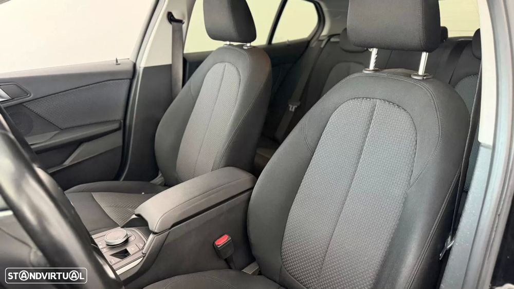 BMW 116 d Line Luxury - 29