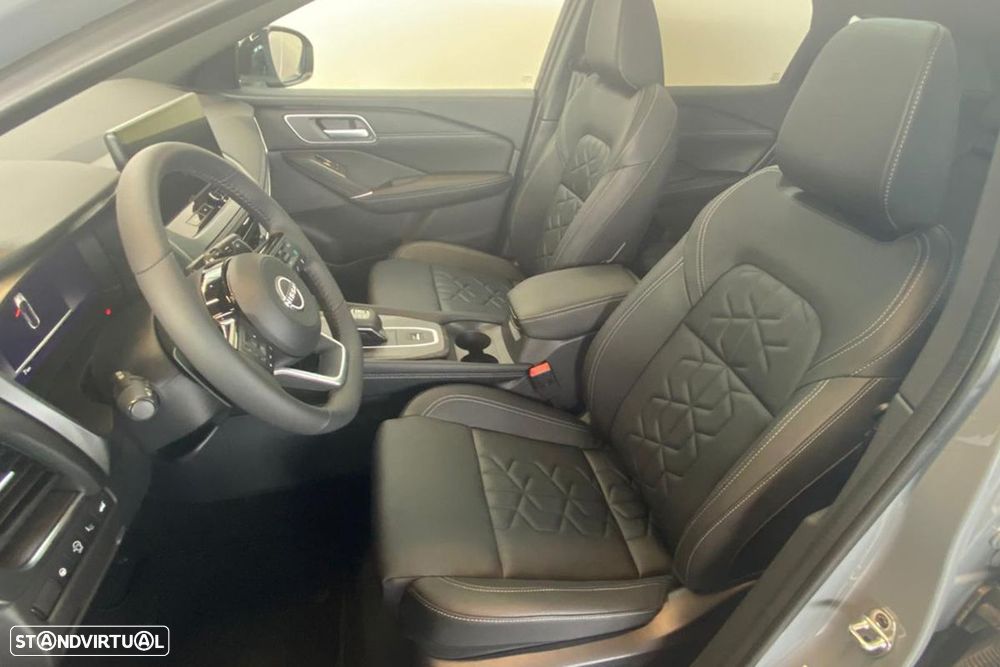 Nissan Qashqai 1.3 DIG-T Evolve + Two Tone Xtronic - 11