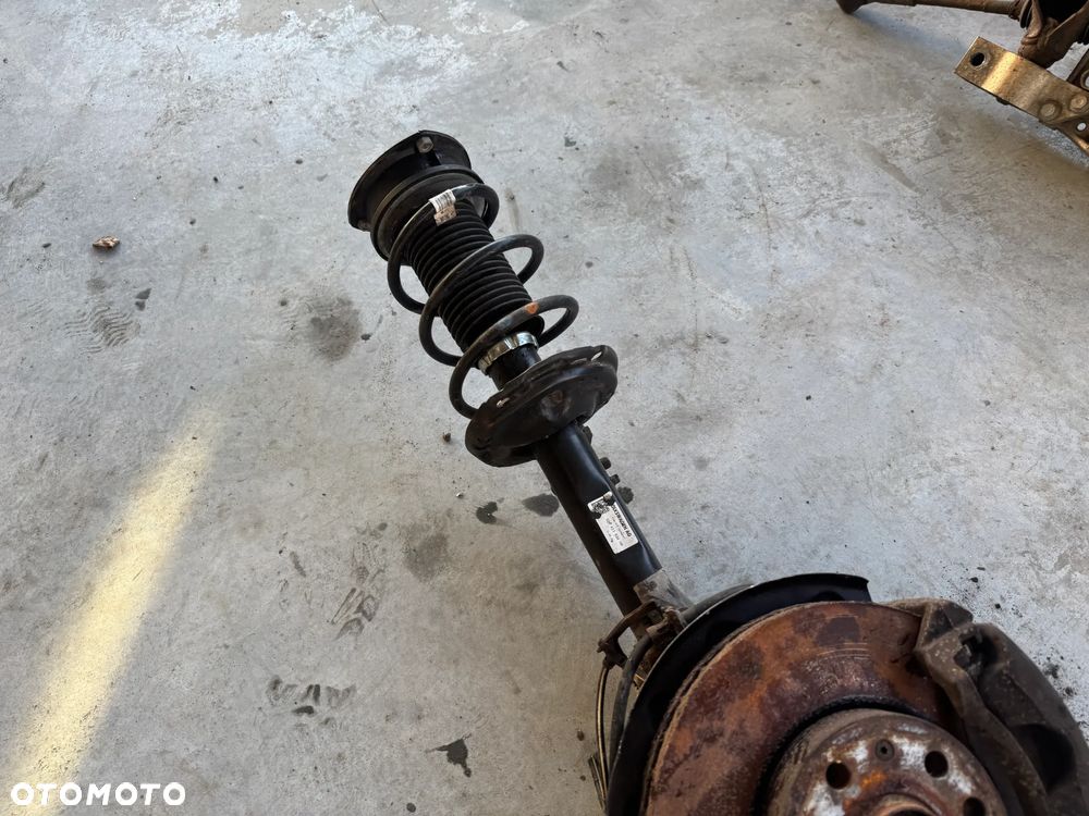 ZWROTNICA AMORTYZATOR PRAWY MCPERSON GOLF 7 OCTAVIA 3 A3 8V 5Q0413023HM - 3