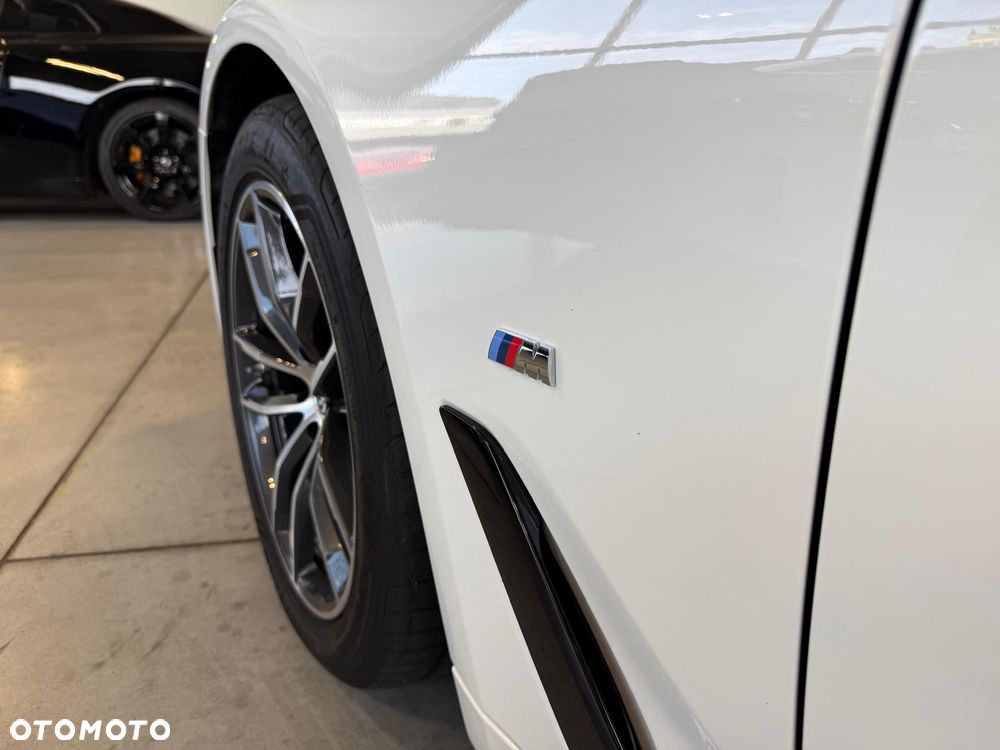 BMW Seria 5 520d MHEV M Sport sport - 25