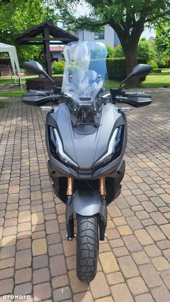 Honda ADV350 - 2