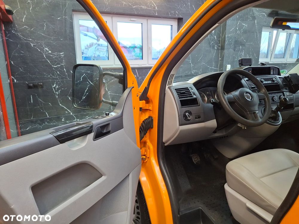 Volkswagen Transporter T5 Lift Doka Brygadówka Serwisowy Drogowy Półki Szuflady Warsztat Auto Warsztat Służba Drogowa Pomarańczowy Mobilny Serwis - 16