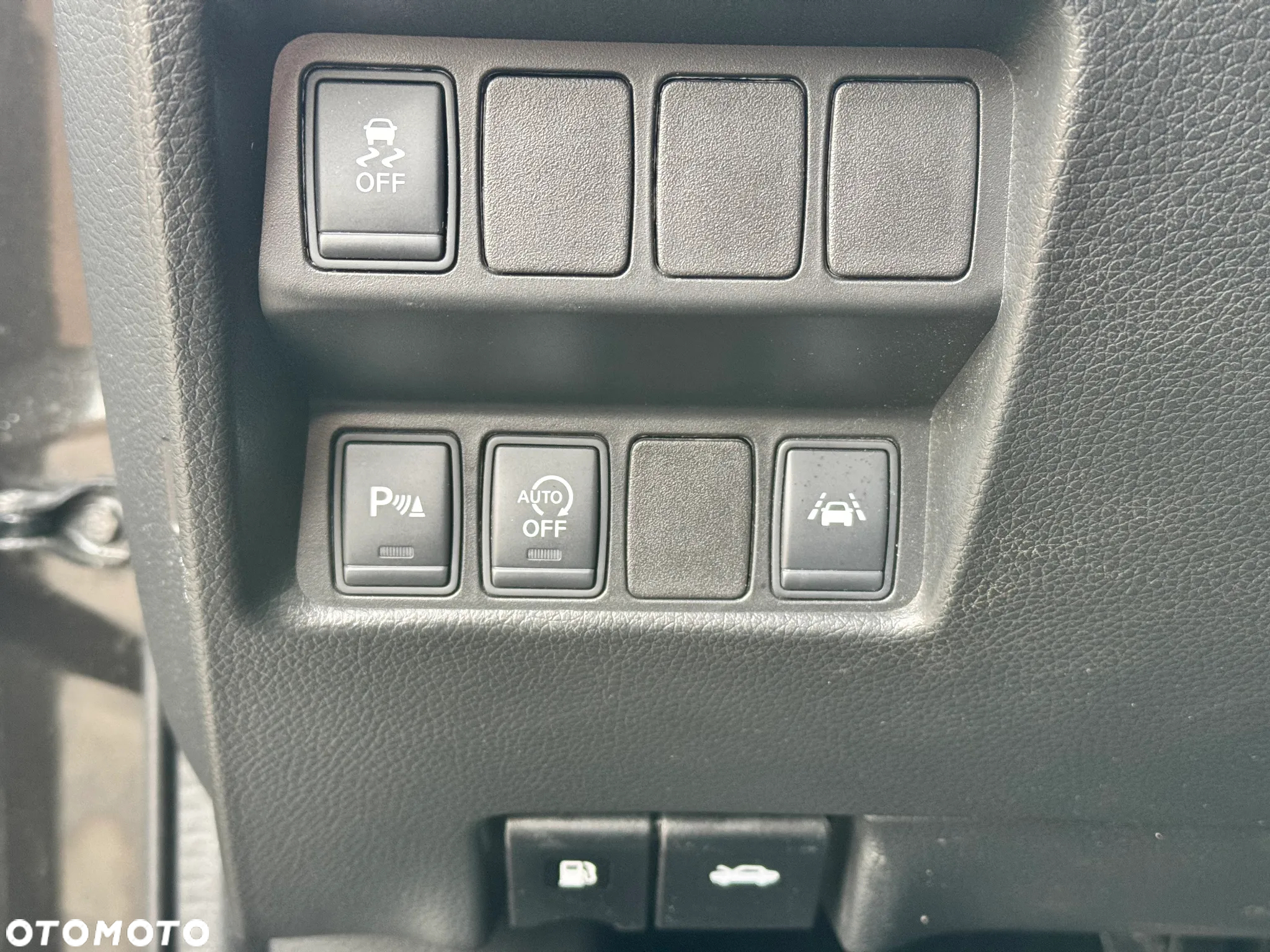 Nissan Qashqai 1.5 dCi N-Vision - 21