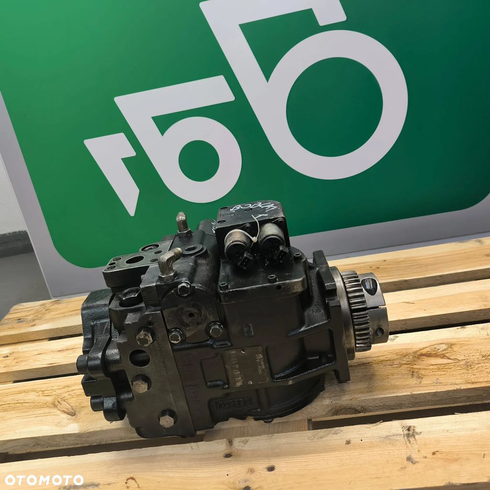 Pompa jazdy 516156 Sauer Danfoss 90R075 Bobcat T - 1