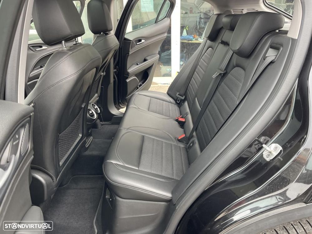 Alfa Romeo Stelvio 2.2 D Super AT8 - 13