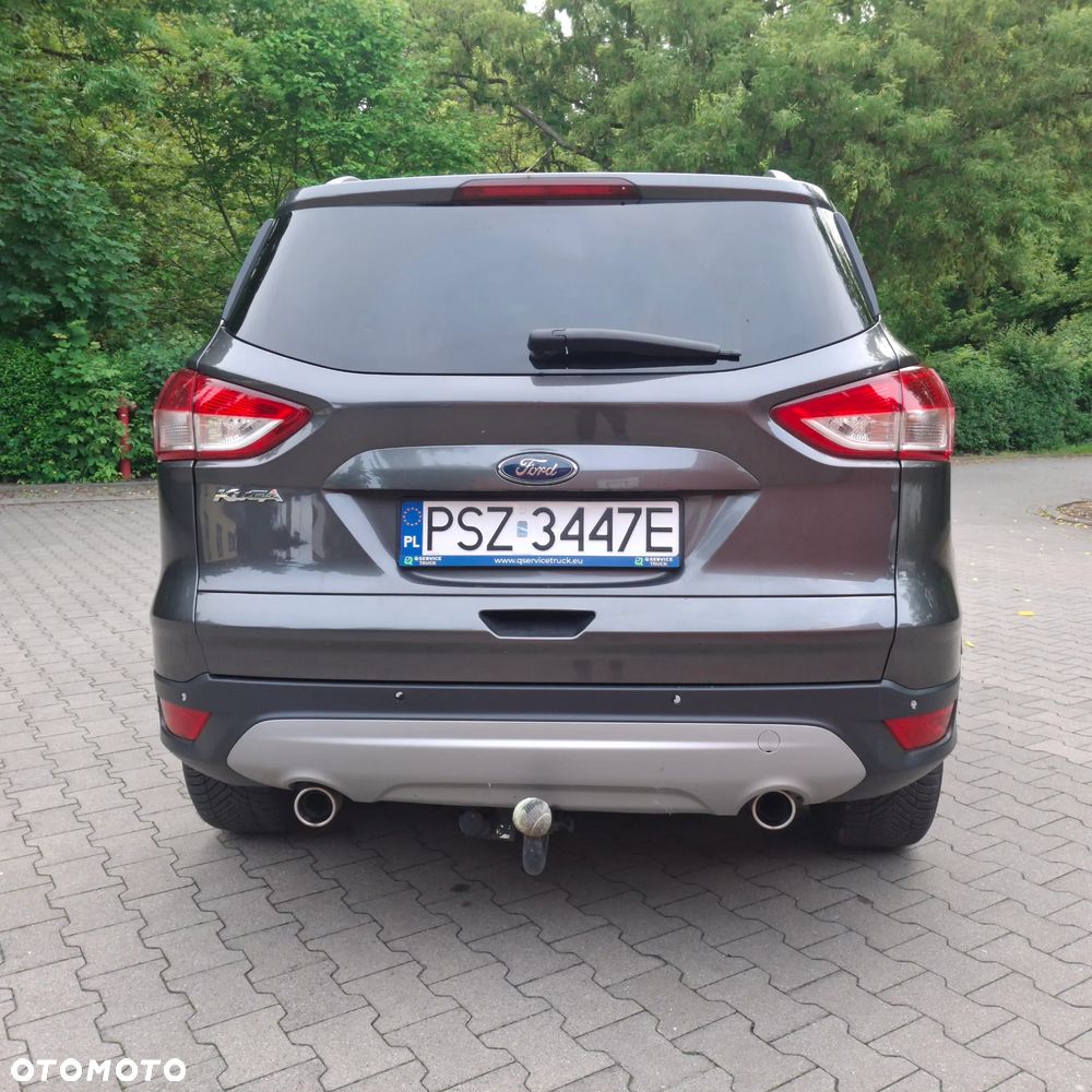 Ford Kuga 2.0 TDCi 4x4 Titanium - 4
