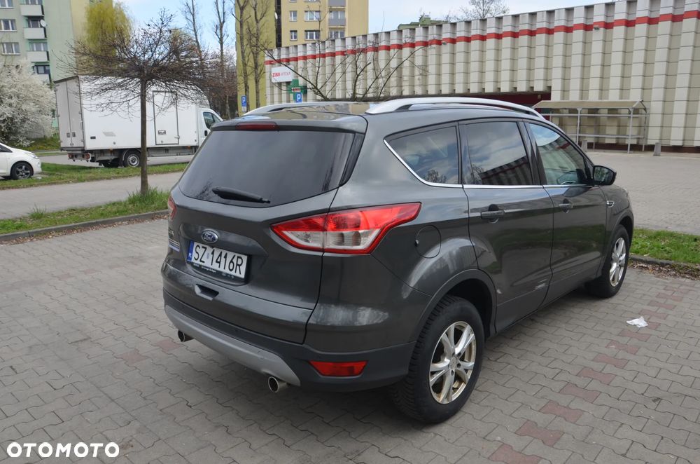 Ford Kuga 2.0 TDCi 4x4 Titanium - 14