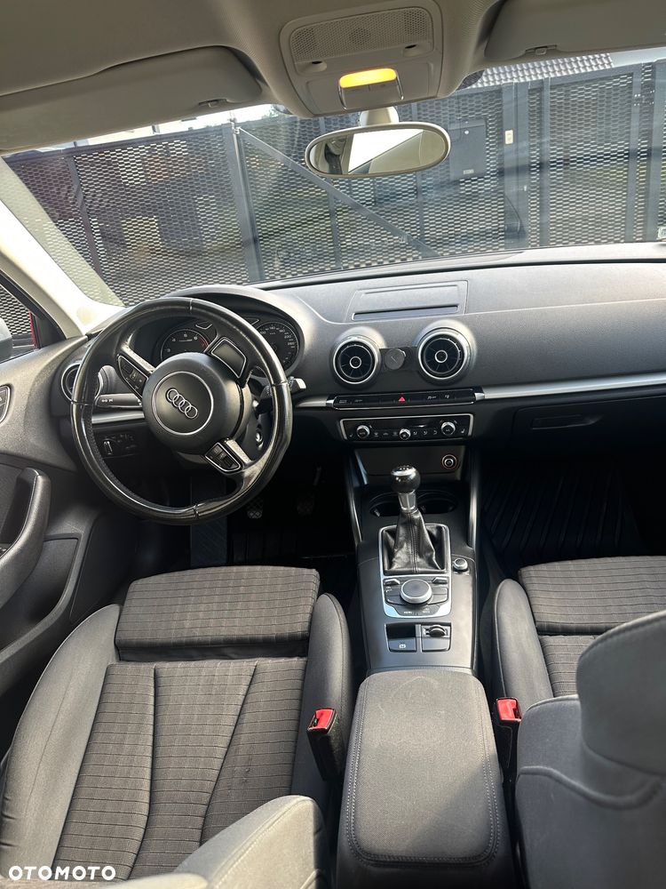 Audi A3 Sportback - 6