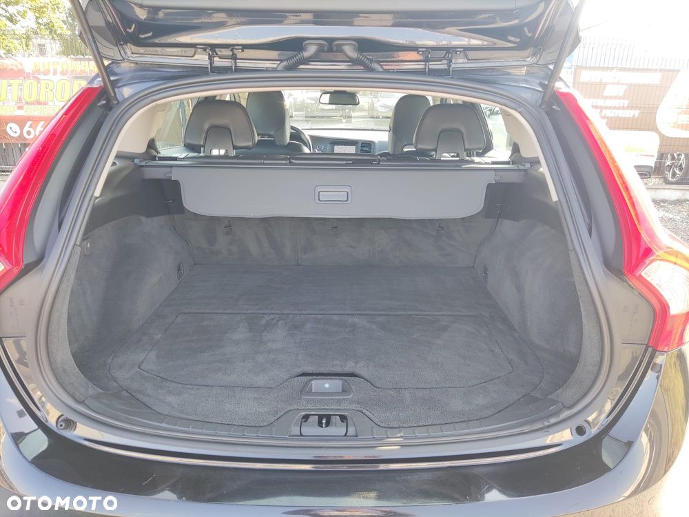 Volvo V60 - 16