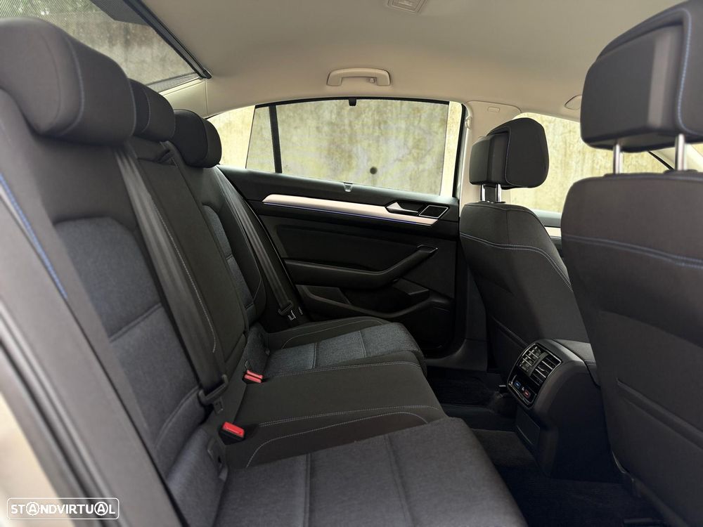 VW Passat 1.4 TSI GTE Plug-in - 44