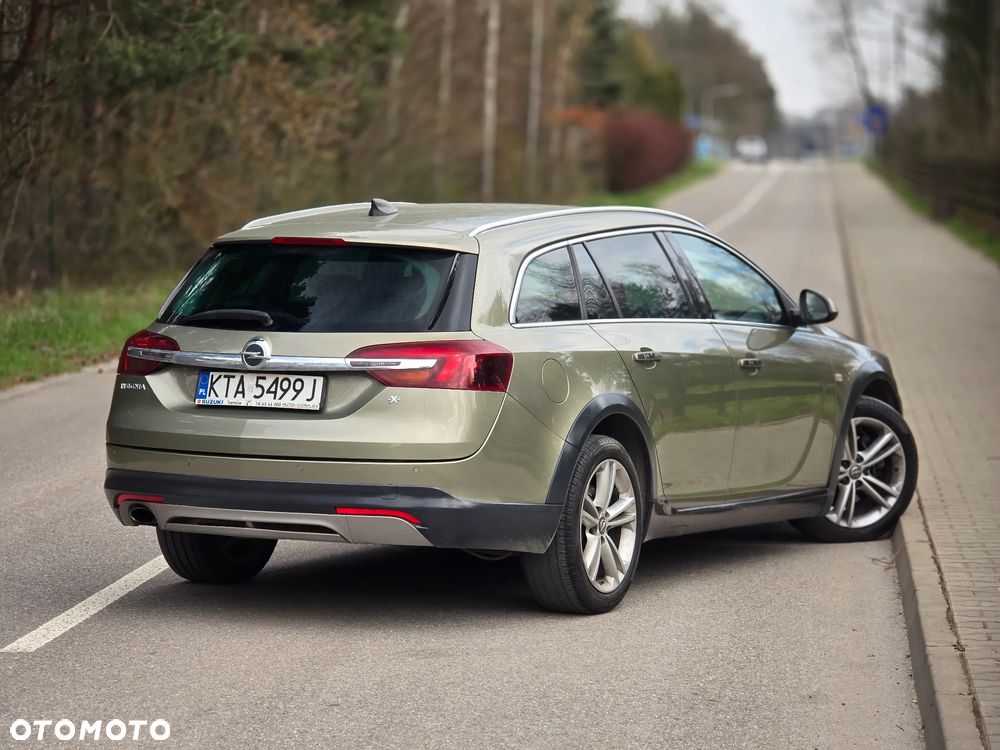 Opel Insignia 2.0 CDTI Cosmo 4x4 S&S - 4