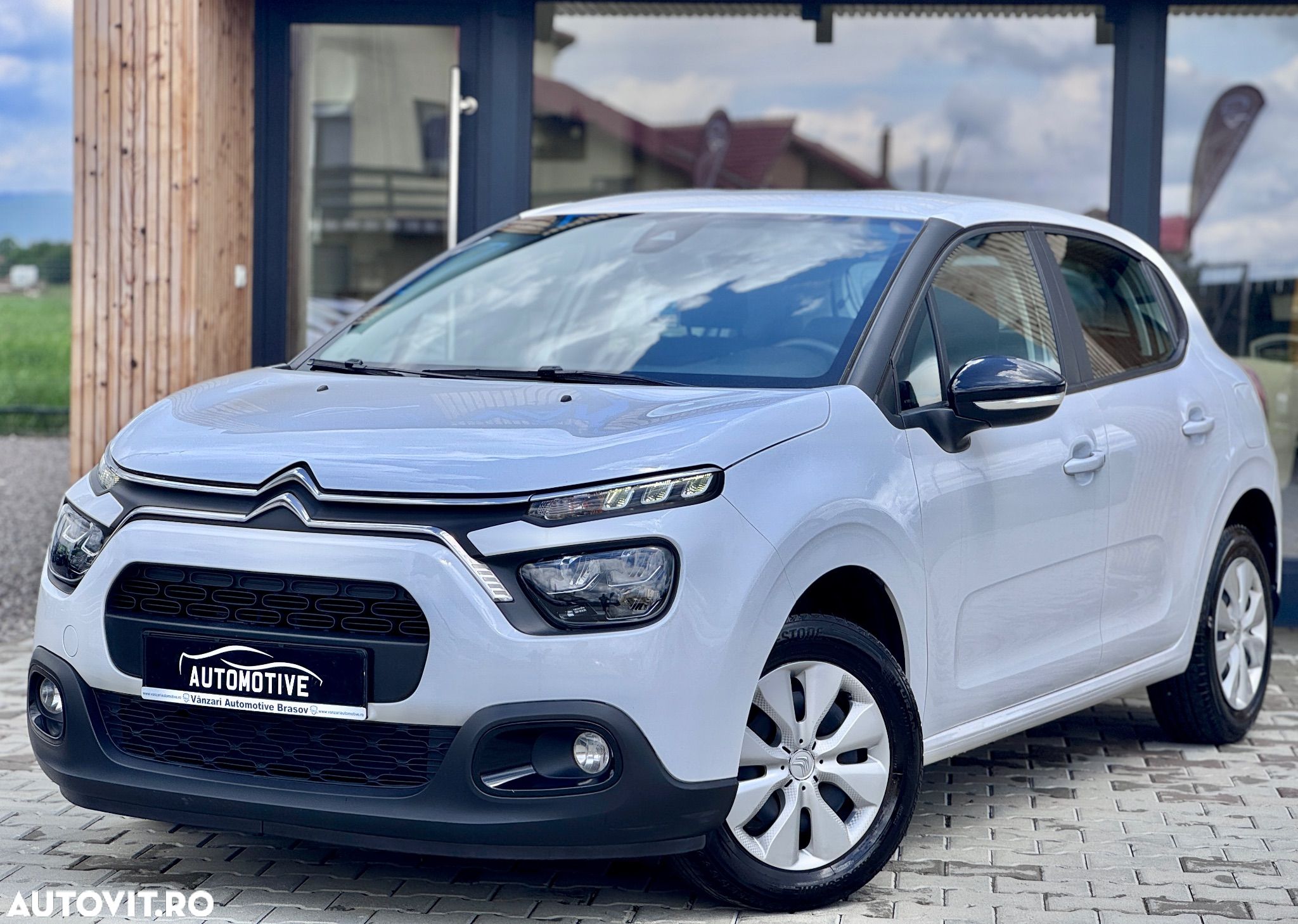 Citroën C3 1.2 PureTech 83 S&S BVM5 PLUS - 1