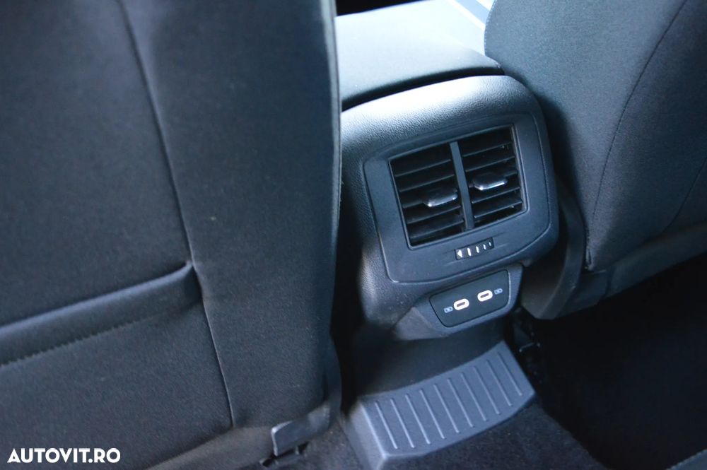 Volkswagen T-Roc 1.0 TSI OPF Style - 16