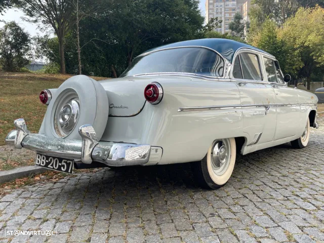 Ford Crestline - 8