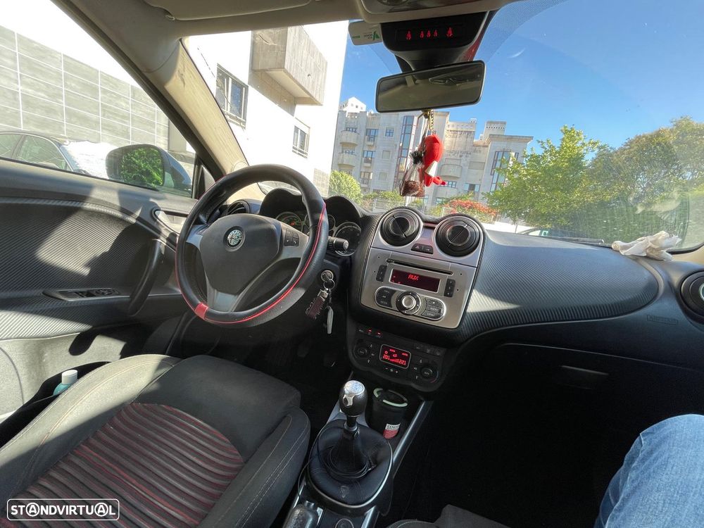 Alfa Romeo MiTo 1.3 JTD Distinctive - 10