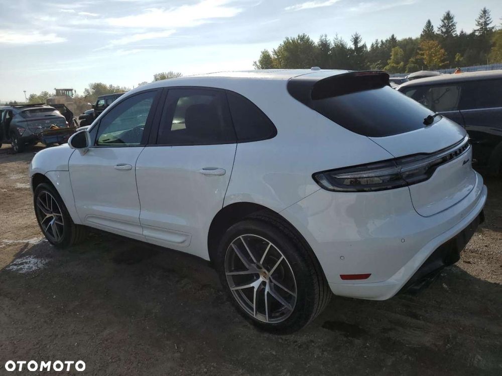 Porsche Macan - 12