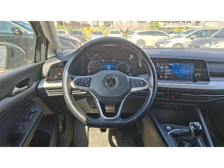 Volkswagen Golf - 23