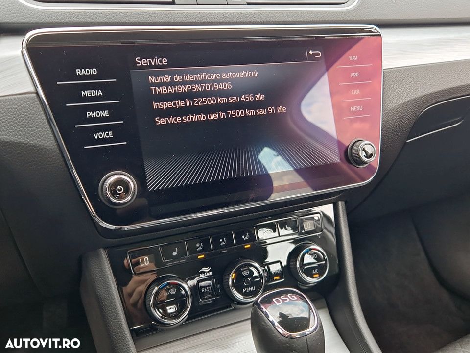 Skoda Superb 2.0 TDI DSG Ambition - 25