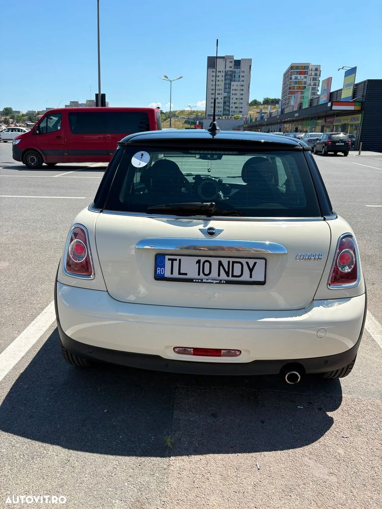 Mini Cooper 50 Camden - 4