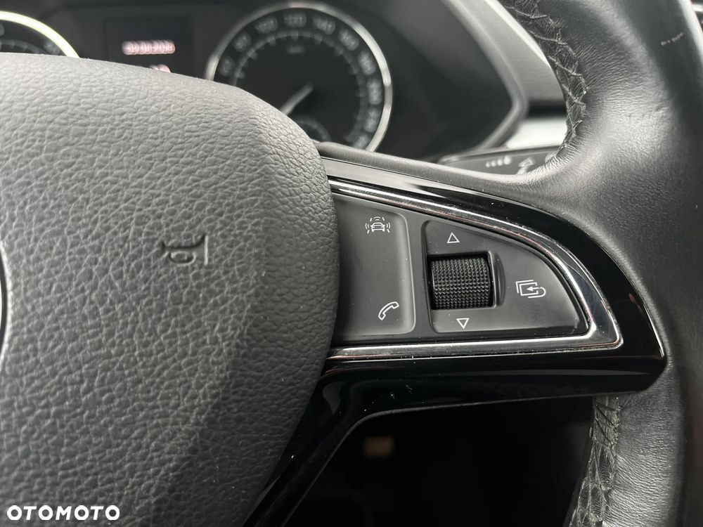 Skoda Superb 1.6 TDI Ambition Greenline - 33