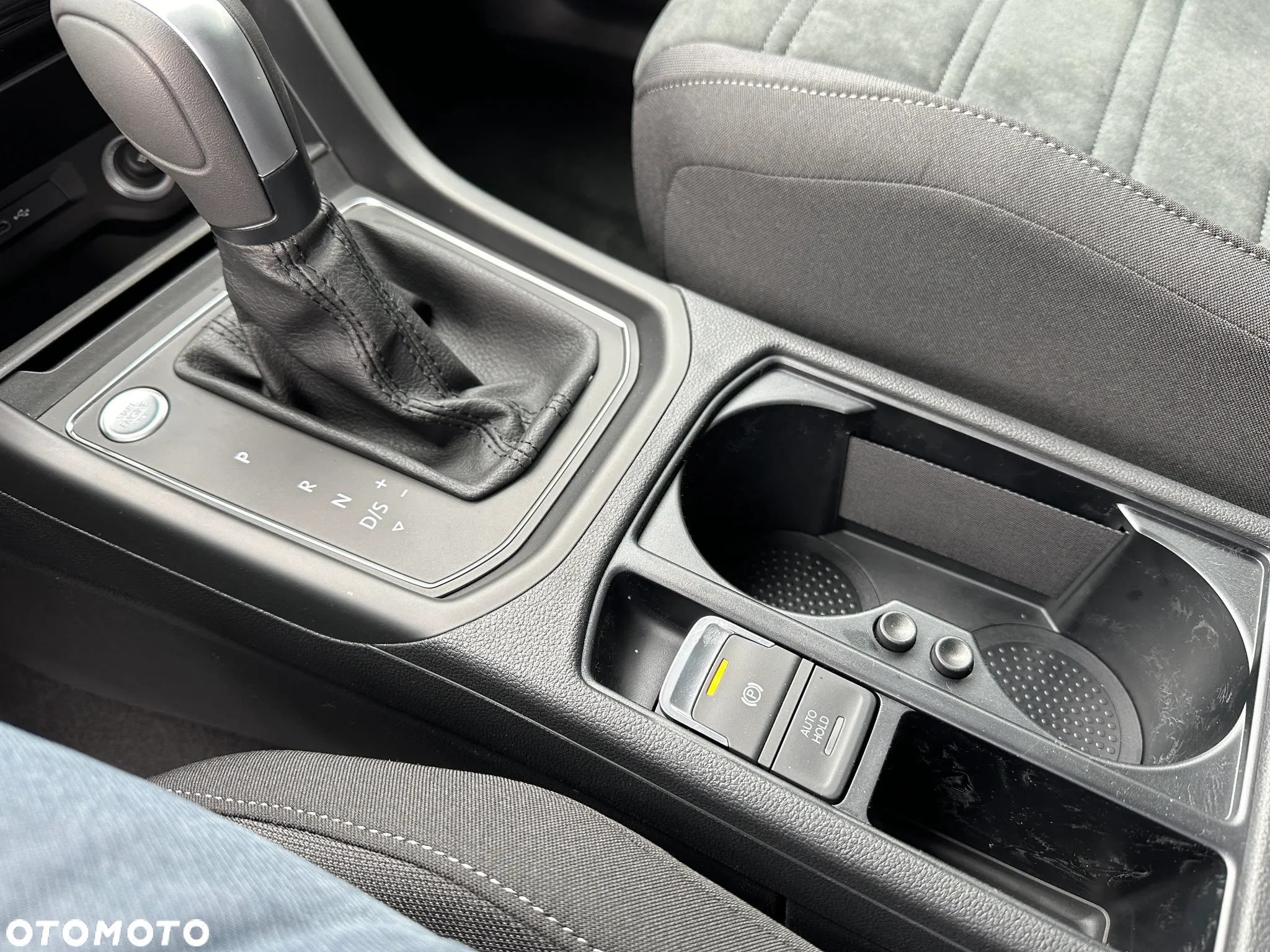 Volkswagen Touran 1.5 TSI EVO Comfortline Plus DSG - 29