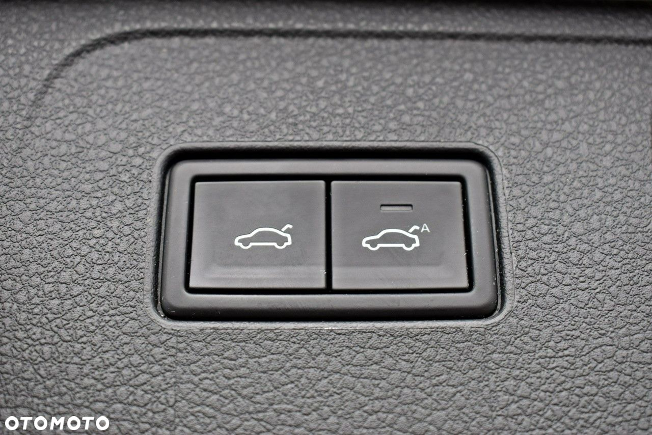 Volkswagen Passat 2.0 TDI EVO Business DSG - 28