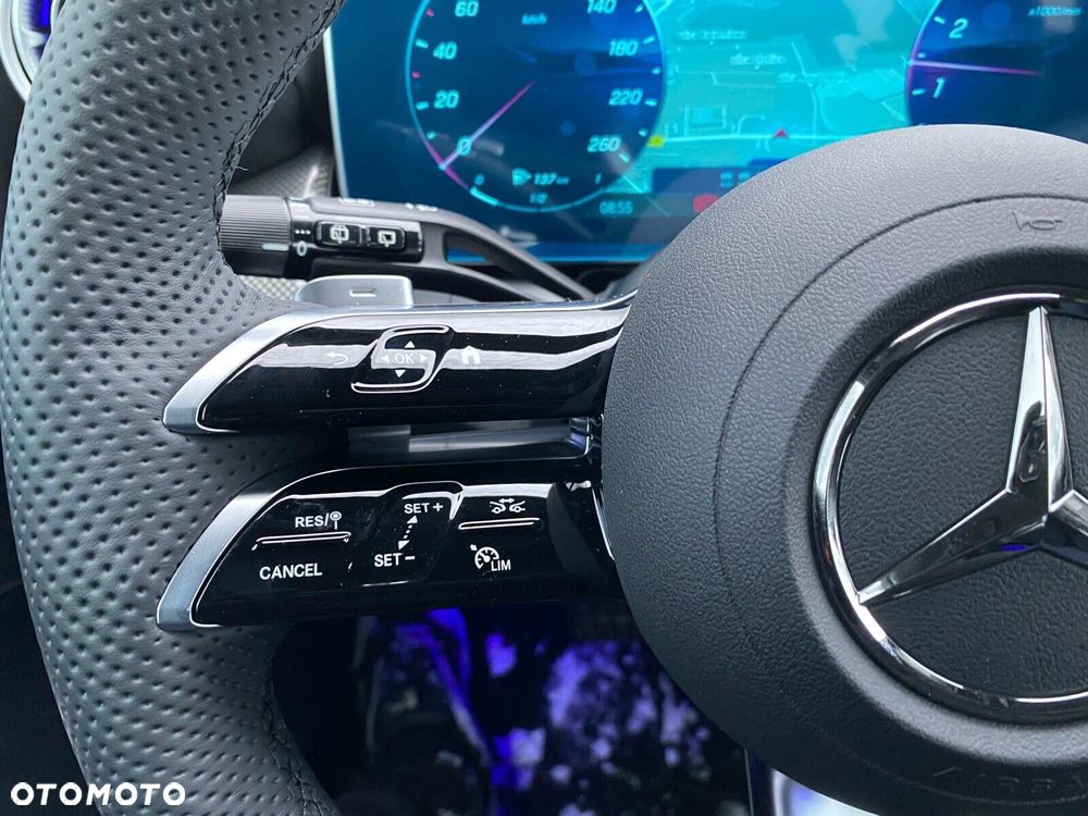 Mercedes-Benz GLC - 11