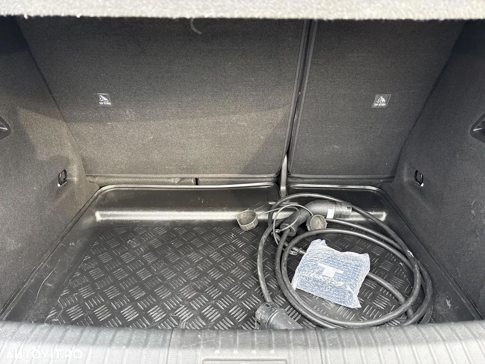 Renault Megane E-TECH 60 kWh 220 CP Iconic - 18