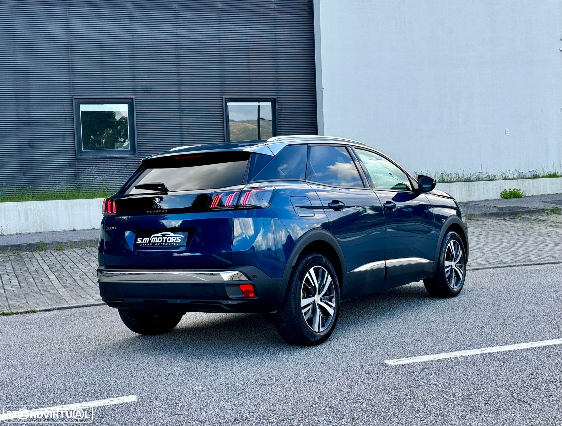 Peugeot 3008 1.5 BlueHDi Allure Pack EAT8 - 11