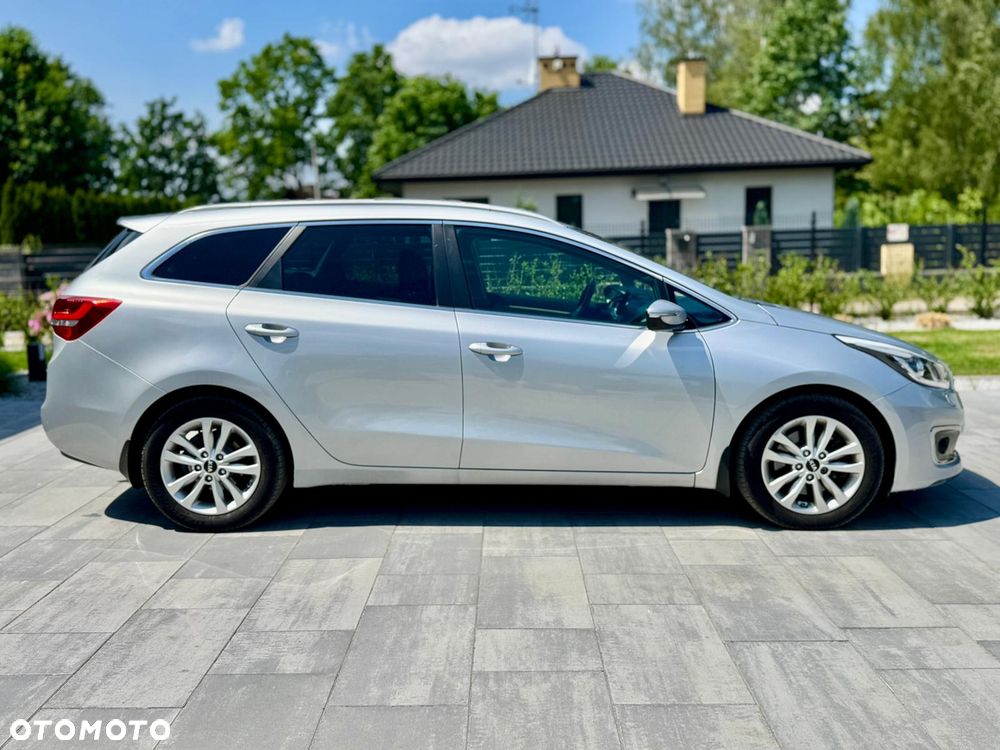 Kia Ceed 1.6 GDI DCT Platinum Edition - 5
