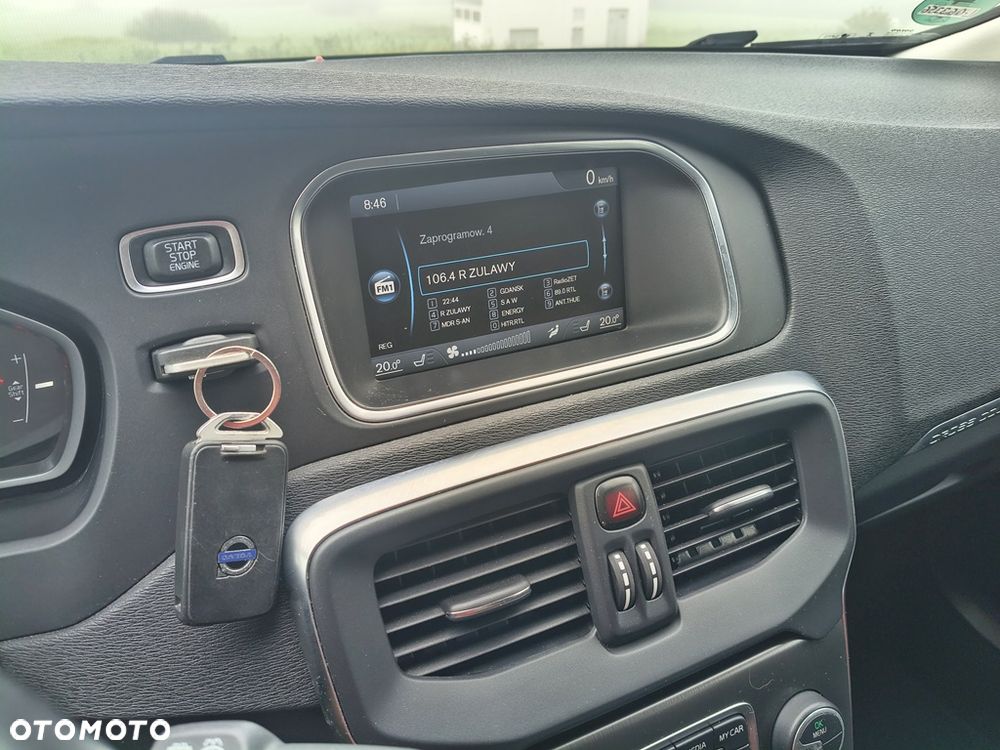 Volvo V40 Cross Country D2 - 28