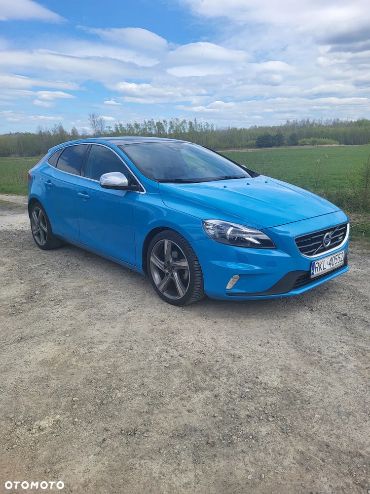 Volvo V40 D2 R-Design - 4