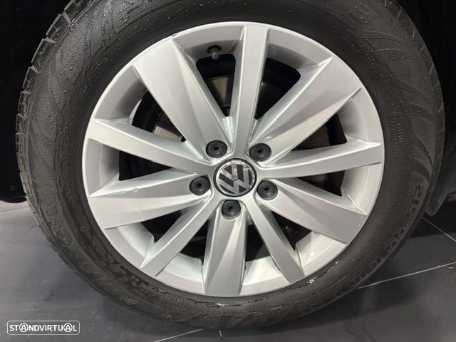 VW Passat Variant - 35