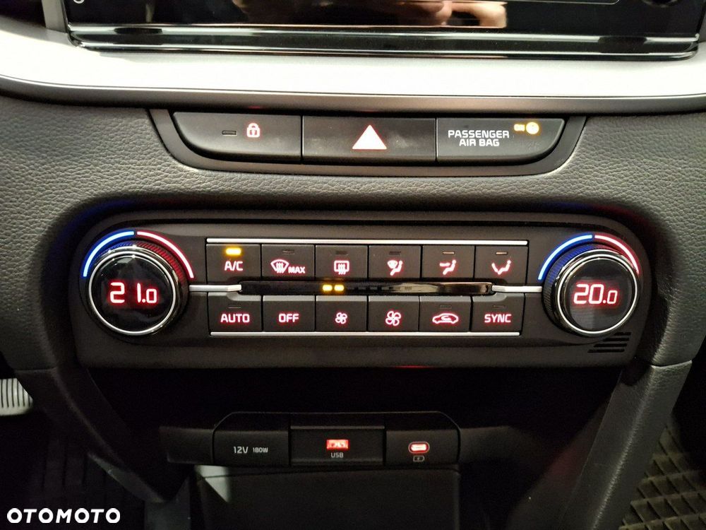 Kia XCeed 1.5 T-GDI M DCT - 17