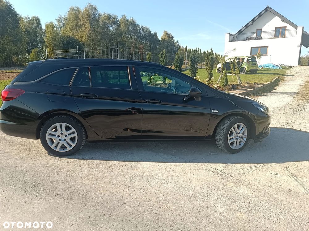 Opel Astra 1.4 T Dynamic - 7