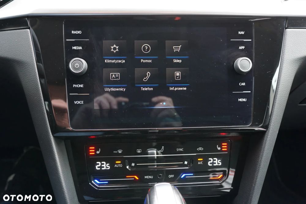 Volkswagen Arteon 2.0 TDI SCR DSG - 26