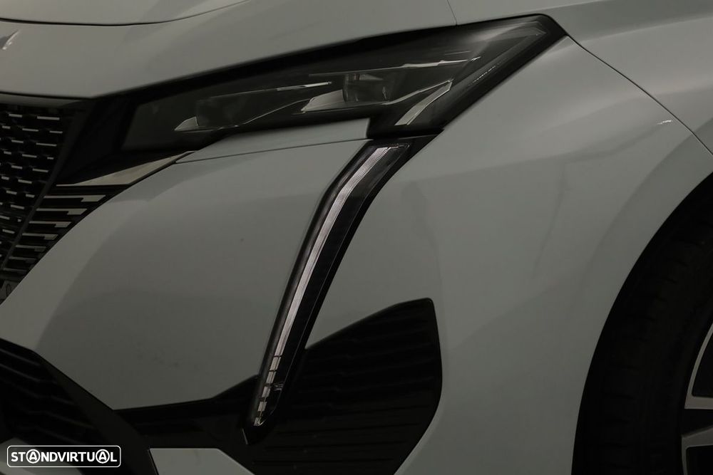 Peugeot 308 1.2 PureTech GT EAT8 - 6