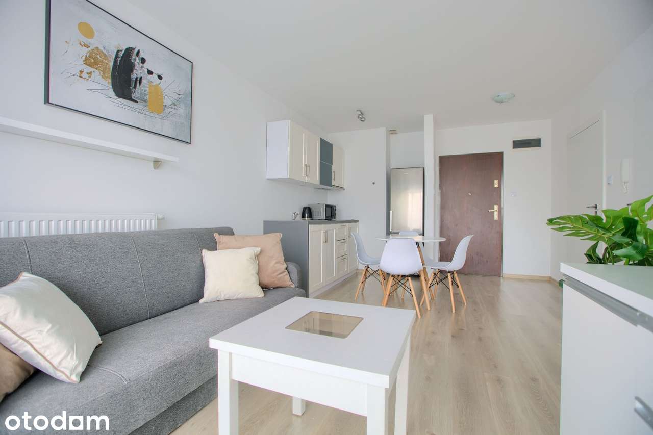 Sprzedam 2 - pokojowy apartament blisko centrum, parku i plaży