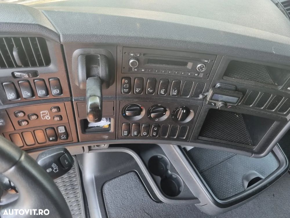 Scania R440, euro 5, Opticruise + Retarder, cabina Topline, priza de putere - 3