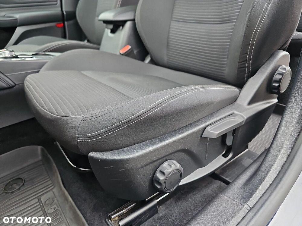 Ford Focus - 25