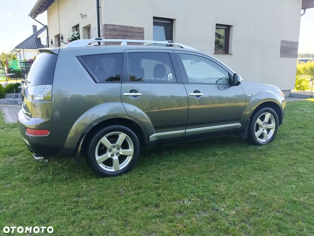 Mitsubishi Outlander 2.2 DID Instyle - 11
